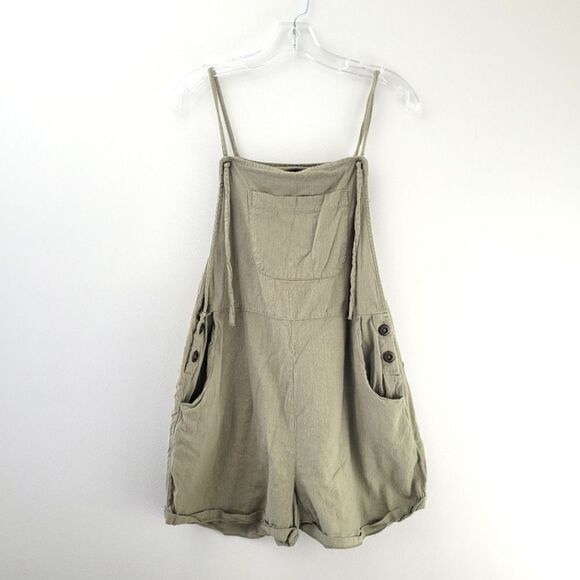COTTON ON utility strappy romper - Picture 1 of 8